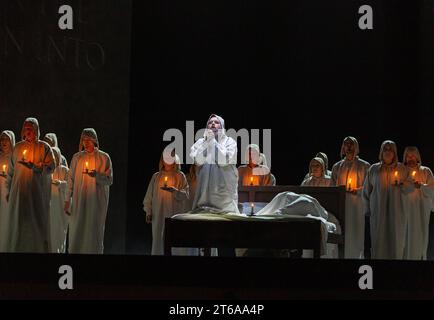 Allan Clayton (Jephtha) in JEPHTHA von Händel an der Royal Opera, Covent Garden, London WC2 08/11/2023 Musik: George Frideric Händel Libretto: Thomas Morell Dirigent: Laurence Cummings Bühnenbild: Simon Lima Holdsworth Kostüme: Ilona Karas Beleuchtung: Fabiani Piccioli Bewegung: Anna Morrissey Regie: Oliver Mears Stockfoto