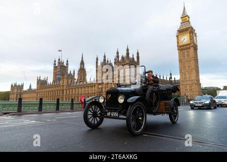 Ford Model-T Tourer Car Teilnahme an der Rennstrecke London-Brighton, Oldtimer-Veranstaltung durch Westminster, London, Großbritannien Stockfoto