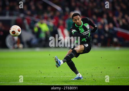 AMSTERDAM, NIEDERLANDE - 9. November 2023: Joao Pedro von Brighton & Hove Albion dreht während des Gruppenspiels der UEFA Europa League zwischen AFC Ajax und Brighton & Hove Albion in der Johan Cruyff Arena (Foto: Craig Mercer/ Alamy Live News) Stockfoto