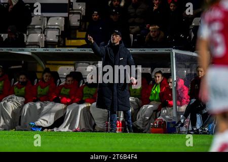 Borehamwood, Großbritannien. November 2023. Manager Jonas Eidevall (Manager Arsenal) gibt Gesten beim FA Women's Continental Tyres League Cup Spiel zwischen Arsenal und Bristol City im Meadow Park, Borehamwood am Donnerstag, den 9. November 2023. (Foto: Kevin Hodgson | MI News) Credit: MI News & Sport /Alamy Live News Stockfoto