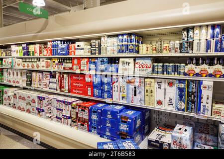 Miami Beach Florida, Publix Lebensmittelgeschäft Supermarkt, innen innen drinnen, Regale Verkauf Display, Lebensmittelmarkt Marktplatz, Geschäft, Gang, Bier si Stockfoto