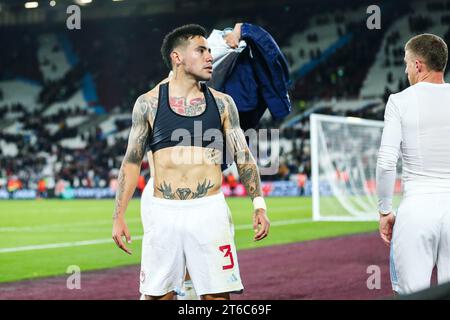 London, Großbritannien. November 2023. Olympiakos’ Francisco Ortega nach dem letzten Pfiff während des Spiels West Ham United FC gegen Olympiakos FC UEFA Europa League Group A im London Stadium, London, England, Großbritannien am 9. November 2023 Credit: Every Second Media/Alamy Live News Stockfoto