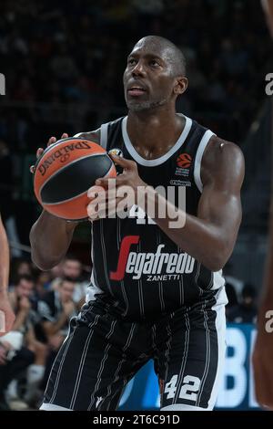 Dunston Bryant aus Bologna während des Turkish Airlines EuroLeague Spiels zwischen Real Madrid und Virtus Segafredo Bologna im Wizink Center am November Stockfoto