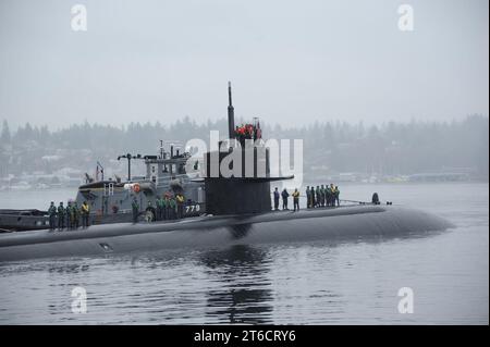 Die USS Bremerton kehrt zum gleichnamigen Besuch 150225 zurück Stockfoto