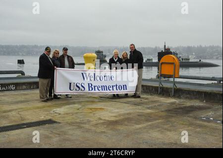 Die USS Bremerton kehrt zum gleichnamigen Besuch 150225 zurück Stockfoto