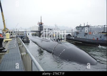 Die USS Bremerton kehrt zum gleichnamigen Besuch 150225 zurück Stockfoto