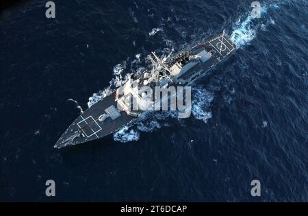 USS Donald Cook (DDG-75) oben Stockfoto