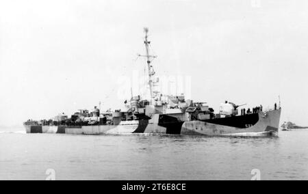 USS Howard F. Clark (DE-533) vor Boston, Massachusetts (USA), am 12. Juni 1944 (BS 132173) Stockfoto