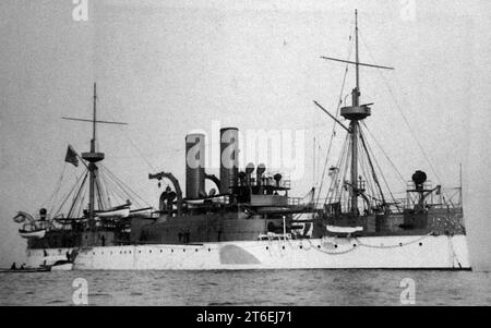 USS Maine (ACR-1) Steuerbord Bug View, 1898 (26510673494) Stockfoto