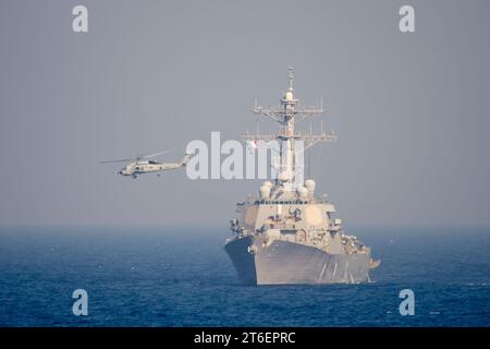 USS Mitscher (DDG 57) 141019 Stockfoto