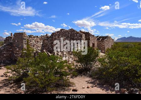Ruinen der Scheune, des Schlafhauses und der Garage im historischen mcdonald Ranch House in der Nähe der trinity Site, New mexico, Stockfoto