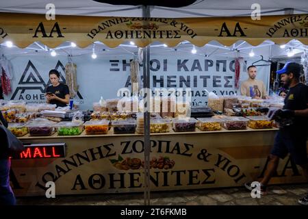 Trockenfrüchte und Nüsse auf dem Markt in Zypern Stockfoto