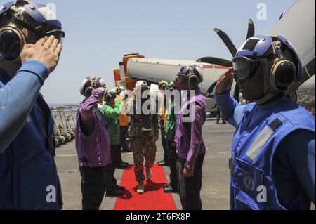 USS Theodore Roosevelt Operations 150615 Stockfoto