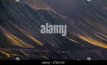 Fjardarheidi-Gebirge in der Nähe von Seydisfjordur, Island Stockfoto