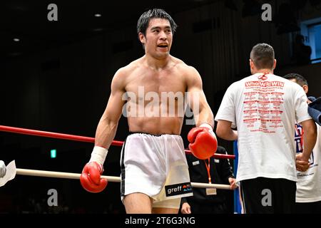 Tokio, Japan. November 2023. Eigoro Akai reagiert auf die letzte Glocke beim Finale des East Japan Rookie of the Year Tournament Mittelgewicht 2023 in der Korakuen Hall in Tokio, Japan, 3. November 2023. Quelle: Hiroaki Finito Yamaguchi/AFLO/Alamy Live News Stockfoto