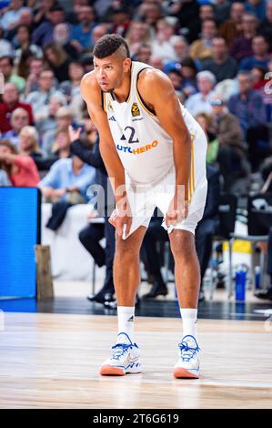 Madrid, Spanien. November 2023. Edy Tavares von Real Madrid, das während des Euroleague-Spiels 2022/23 zwischen Real Madrid und Virtus Bologna im Wizink Center zu sehen war. Real Madrid 100 : 74 Virtus Bologna Credit: SOPA Images Limited/Alamy Live News Stockfoto