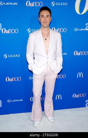 Hollywood, CA. November 2023. Kennedy Kanagawa, die OUT100 Party The Ultimate LGBTQ Celebration im NeueHouse Hollywood in Hollywood, Kalifornien am 9. November 2023. Quelle: Faye Sadou/Media Punch/Alamy Live News Stockfoto