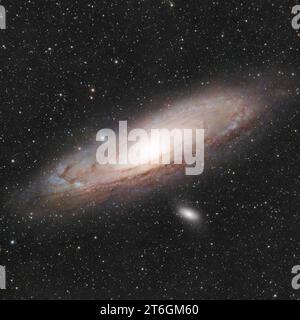 Die Andromeda Galaxy, auch bekannt als Messier 31, M31 und NGC 224, aufgenommen mit meinem Canon 700D, Skywatcher EvoGuide ED50, Star Adventurer aus Zypern Stockfoto