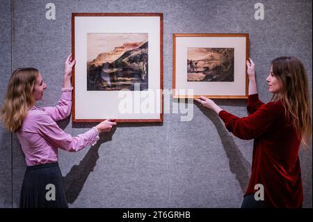 London, Großbritannien. November 2023. Rabindranath Tagore, Untitled (dunkle Landschaft mit Klippen und Baum). Schätzung: £80.000 - 120.000 mit Untitled (West Bengal Landscape). Schätzung: £80.000 - 120.000 - Verkauf südasiatischer Kunst in der Bonhams New Bond Street, London. Guy Bell/Alamy Live News Stockfoto