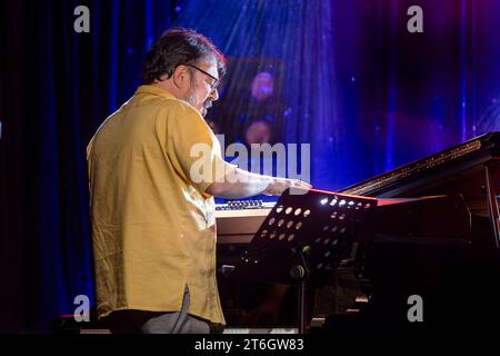 Die spanische Neo-Jazz-Band PATAX mit Federico Lechner Keyboards live mit dem Programm Michael Jacksons Flamenco, Latin & Jazz Fusion in den Ostrastudios im Rahmen der Jazztage Dresden. *** Die spanische Neo-Jazz-Band PATAX mit Federico Lechner Keyboards live mit dem Programm Michael Jackson's Flamenco, Latin Jazz Fusion in den Ostrastudios im Rahmen der Jazztage Dresden Stockfoto