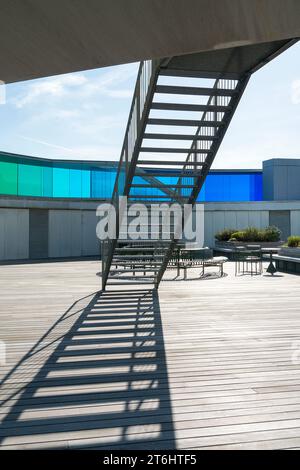 Dänemark, Aarhus, Kunstmuseum „AROs Aarhus“, auffällige Dachinstallation, Treppe Stockfoto