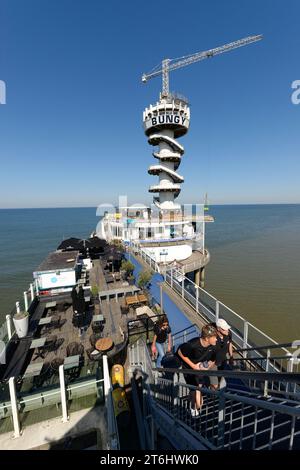 Blick vom Pier auf Bungy Jump Scheveningen, Scheveningen, Bezirk der Haag, Nordsee, Südholland, Zuid-Holland, Benelux, Benelux-Länder, Niederlande, Nederland Stockfoto