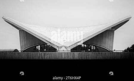 Haus der Kulturen der Welt (ehemalige Kongresshalle) in Berlin Stockfoto