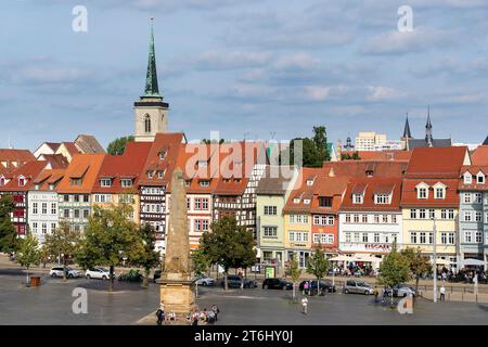 Thüringen, Erfurt, Altstadt, Domplatz, Fachwerkreihe, Blick von der Domtreppe Stockfoto