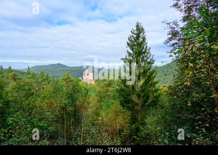 Deutschland, Rheinland-Pfalz, Schloss Berwartstein, ist eine mittelalterliche Felsenburg. Stockfoto