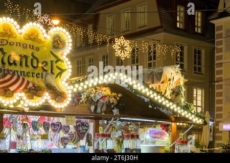 Deutschland, Baden-Württemberg, Durlach, Weihnachtsmarkt. Stockfoto