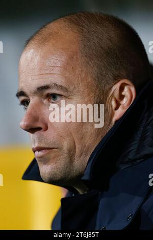 SITTARD, NIEDERLANDE - 10. NOVEMBER: Danny Buijs Cheftrainer von Fortuna Sittard vor dem niederländischen Eredivisie-Spiel zwischen Fortuna Sittard und Heracles Almelo im Fortuna Sittard Stadion am 10. November 2023 in Sittard, Niederlande. (Foto von Orange Pictures) Credit: Orange Pics BV/Alamy Live News Stockfoto