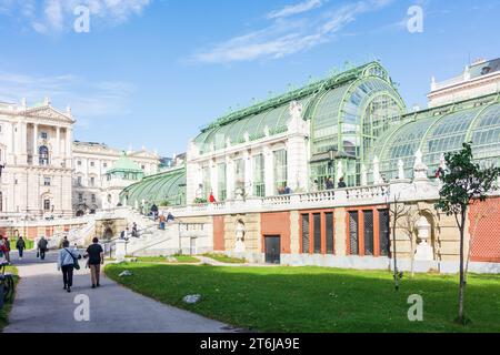 Wien, Park Burggarten, Palmenhaus in 01. Altstadt, Österreich Stockfoto