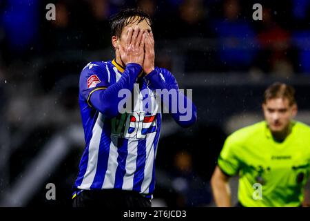 Eindhoven, Niederlande. November 2023. EINDHOVEN, NIEDERLANDE - 10. NOVEMBER: Dyon Dorenbosch vom FC Eindhoven reagierte beim niederländischen Keuken Kampioen Divisie Spiel zwischen dem FC Eindhoven und VVV-Venlo im Jan Louwers Stadion am 10. November 2023 in Eindhoven. (Foto: Broer van den Boom/Orange Pictures) Credit: Orange Pics BV/Alamy Live News Stockfoto