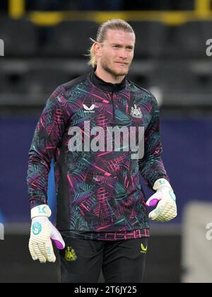 DORTMUND: Torhüter Loris Karius beim UEFA Champions League-Spiel zwischen Borussia Dortmund und Newcastle United FC am 7. November 2023 im Signal Iduna Park in Dortmund. ANP | Hollandse Hoogte | GERRIT VAN COLOGNE Stockfoto