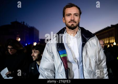 Turin, Italien. 10. November 2023. Daniil Medwedew aus Russland nimmt am Blauen Teppich des Nitto ATP Finals 2023 Teil. Quelle: Nicolò Campo/Alamy Live News Stockfoto