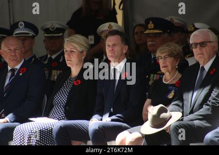 Sydney, Australien. November 2023. NSW-Gedenktag am Cenotaph in Martin Place. Im Bild, L-R: Tanya Plibersek, NSW-Premier Chris Minns, Gouverneur von New South Wales Margaret Beazley. Richard Milnes/Alamy Live News Stockfoto