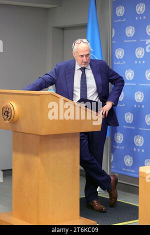 November 2023, NY, USA: Vereinte Nationen, New York, USA, 10. November 2023 - Stephane Dujarric, Sprecherin des Generalsekretärs, heute im Hauptquartier der Vereinten Nationen in New York City. Foto: Luiz Rampelotto/EuropaNewswire (Kreditbild: © Luiz Rampelotto/ZUMA Press Wire) NUR REDAKTIONELLE VERWENDUNG! Nicht für kommerzielle ZWECKE! Stockfoto