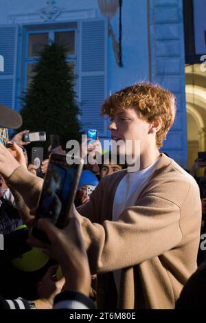 Turin, Italien. November 2023. Tennisspieler Jannik Sinner trifft seine Fans auf der Piazza Castello, Turin, vor dem Nitto ATP Finals 2023, die mit Marco Destefanis/Alamy Live News beginnen Stockfoto