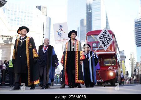 Künstler nehmen an der Lord Mayor's Show in London Teil. Bilddatum: Samstag, 11. November 2023. Stockfoto