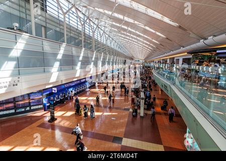 Tokio, Japan - 6. Oktober 2023: Terminal 2 des Flughafens Tokio Haneda (HND) in Japan. Stockfoto