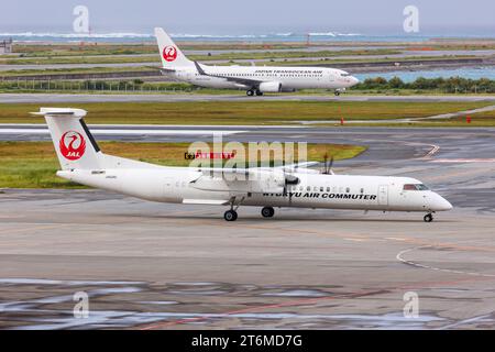 Okinawa, Japan - 3. Oktober 2023: Ryukyu Air Commuter und Japan Transocean Air Flugzeuge auf dem Okinawa Naha Airport (OKA) in Japan. Stockfoto