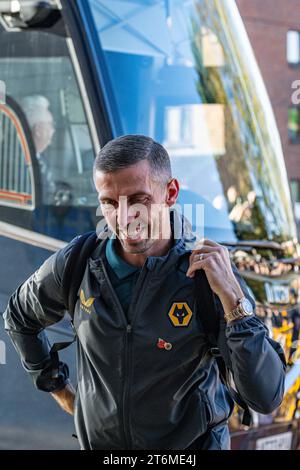 Wolverhampton, Großbritannien. November 2023. 11. November 2023; Molineux Stadium, Wolverhampton, West Midlands, England; Premier League Football, Wolverhampton Wanderers gegen Tottenham Hotspur; Wolves Head Coach Gary O'Neil Credit: Action Plus Sports Images/Alamy Live News Stockfoto