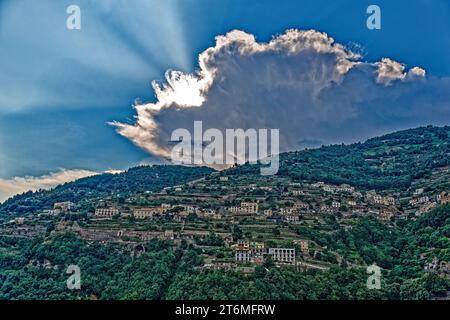 Aufsteigende Hügel von Ravello Stockfoto