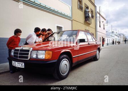 1982 Mercedes-Benz 190E in Spanien Stockfoto