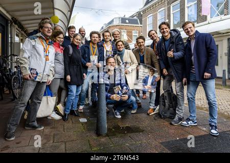 HAARLEM - Mark Rutte während eines VVD-Wahlkampfes im Generaal Cronjestraat von Haarlem im Vorfeld der Wahlen zum Repräsentantenhaus. ANP REMKO DE WAAL niederlande raus - belgien raus Stockfoto