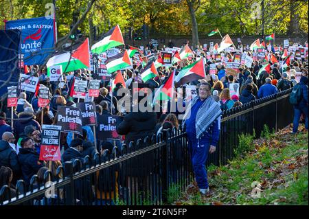 London, Großbritannien. November 2023. Palästina Protest March, London, UK Credit: Mary-Lu Bakker/Alamy Live News Stockfoto