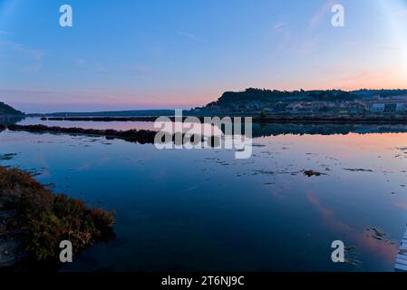 série de photos prises en fin de journée à l'automne à Peyriac de Mer (Aude) - Fotos, die am Ende des Tages im Herbst aufgenommen wurden Stockfoto