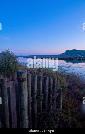 série de photos prises en fin de journée à l'automne à Peyriac de Mer (Aude) - Fotos, die am Ende des Tages im Herbst aufgenommen wurden Stockfoto