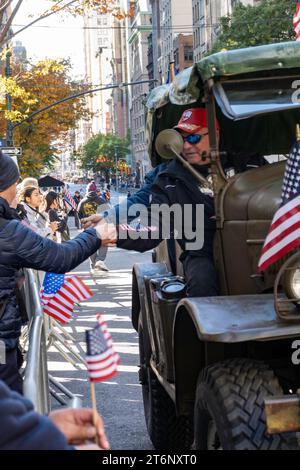 11. November 2023 Veterans Day Parade auf der Fifth Avenue in New York City, USA Stockfoto