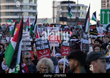 Pro-palästinensische protestmarsch in Vauxhall, Zentrum von London, am Tag des Waffenstillstands, 11. November 2023 Stockfoto